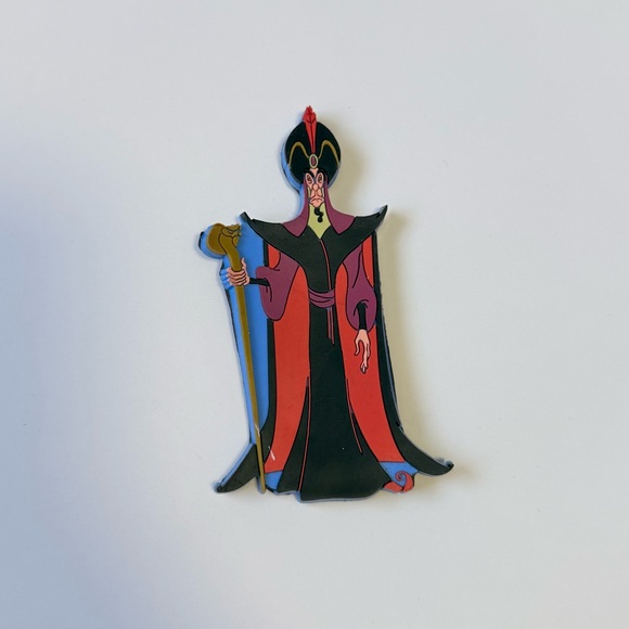Vintage Disney Aladdin Cast Member Movie Release Bundle- Pins Keychains Magnets - Picture 9 of 12